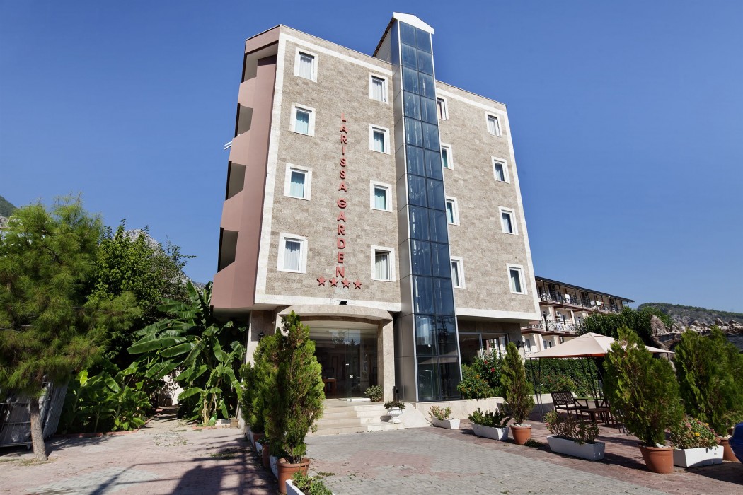 Larissa Garden Hotel 13/39