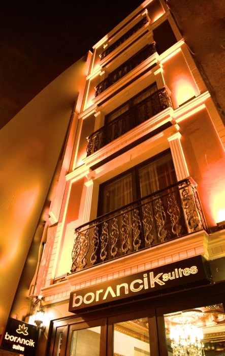 Borancik Suites 16/100