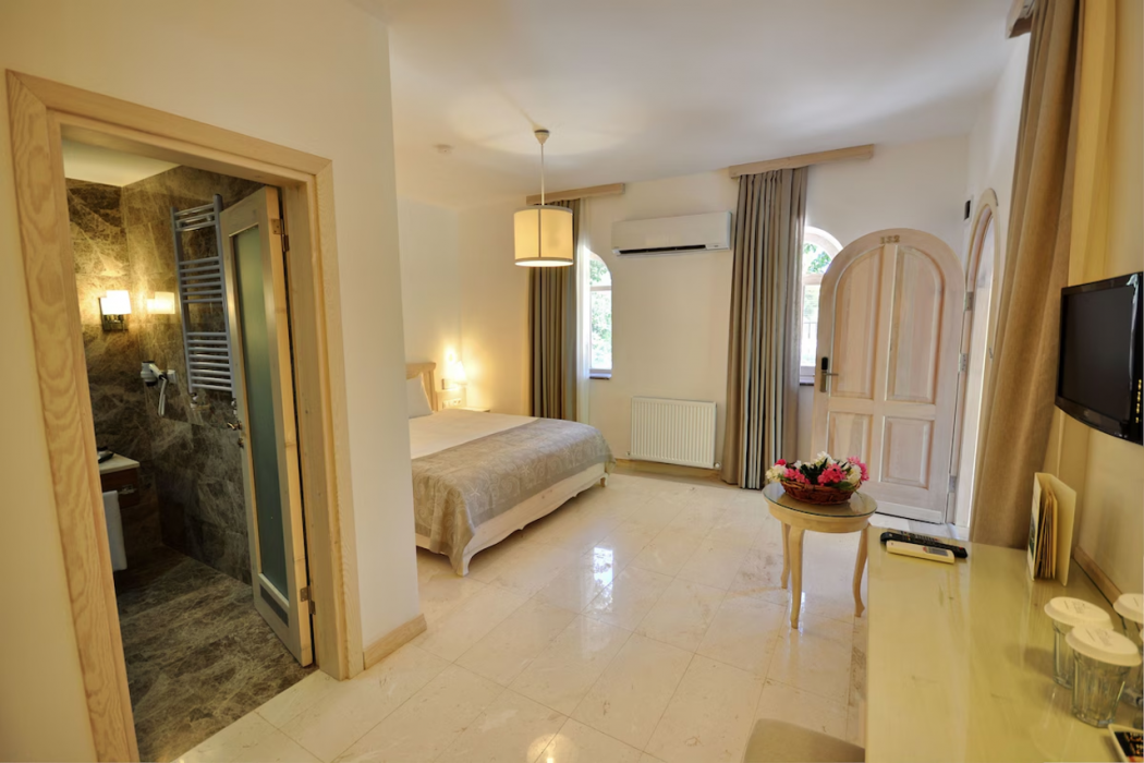 Kalem Adasi & Oliviera Resort Hotel 12/61