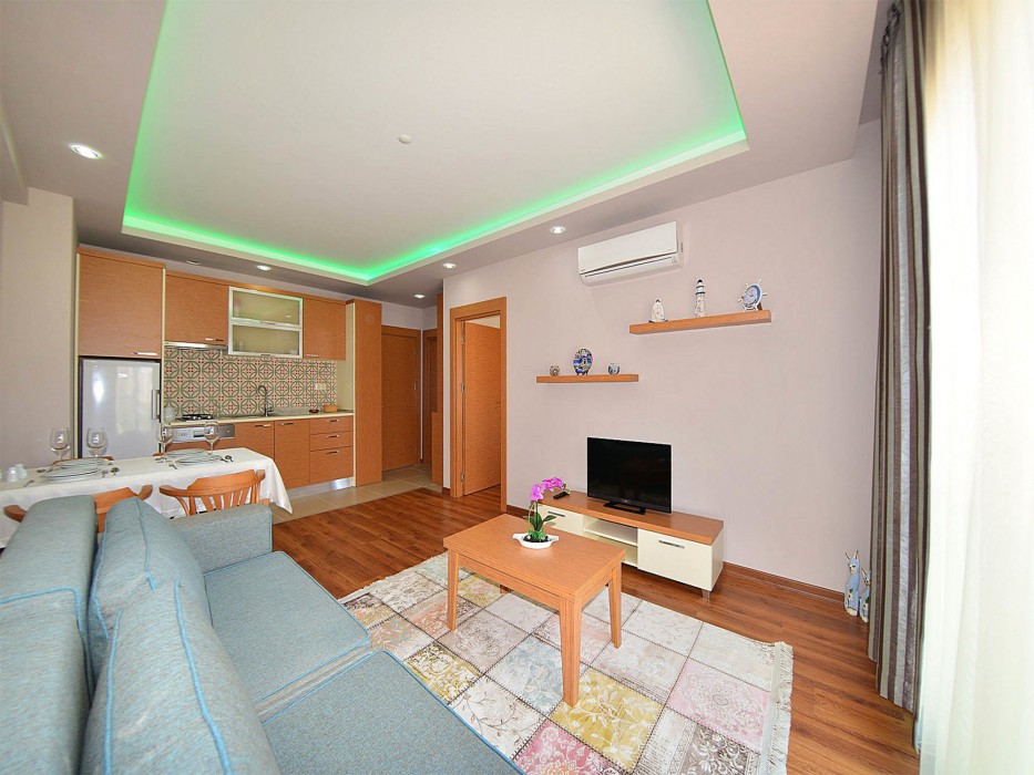 The Suites 29/100