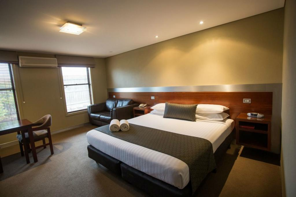 Seacombe House Motor Inn Port Fairy 5/27