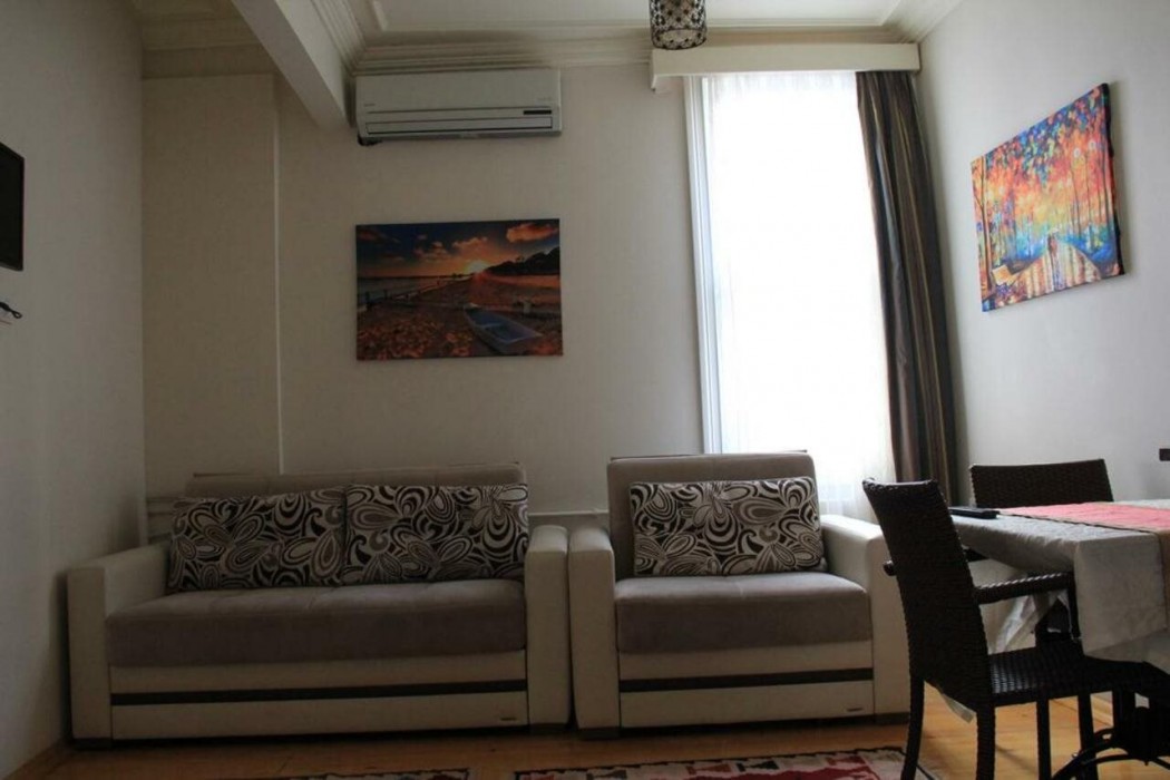 Jasmine Apartment 27/55