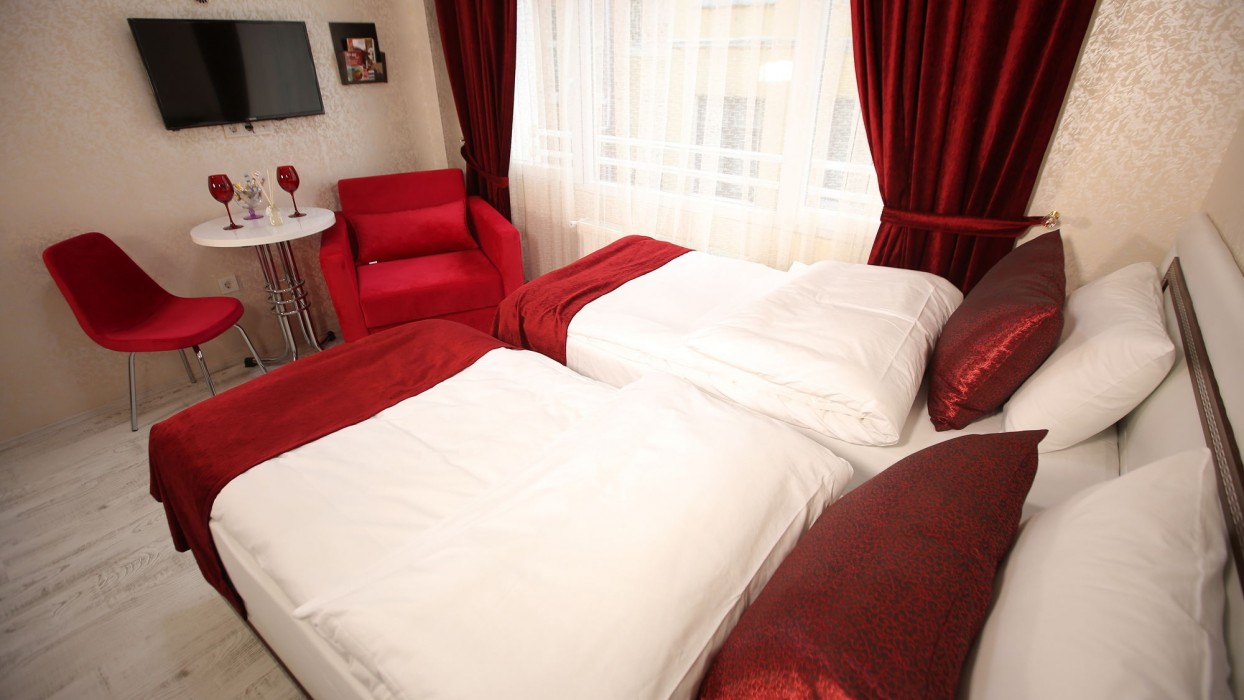 Taksim Brand Suite 51/65