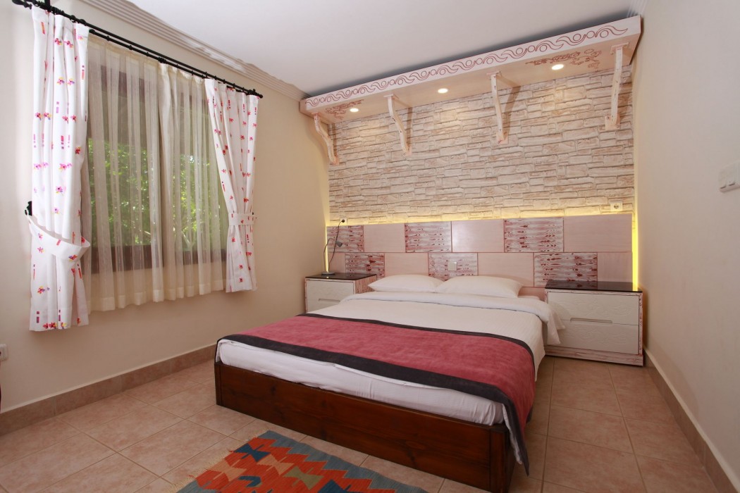 Azur Hotel 38/81