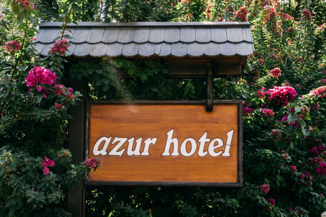 Azur Hotel 29/81