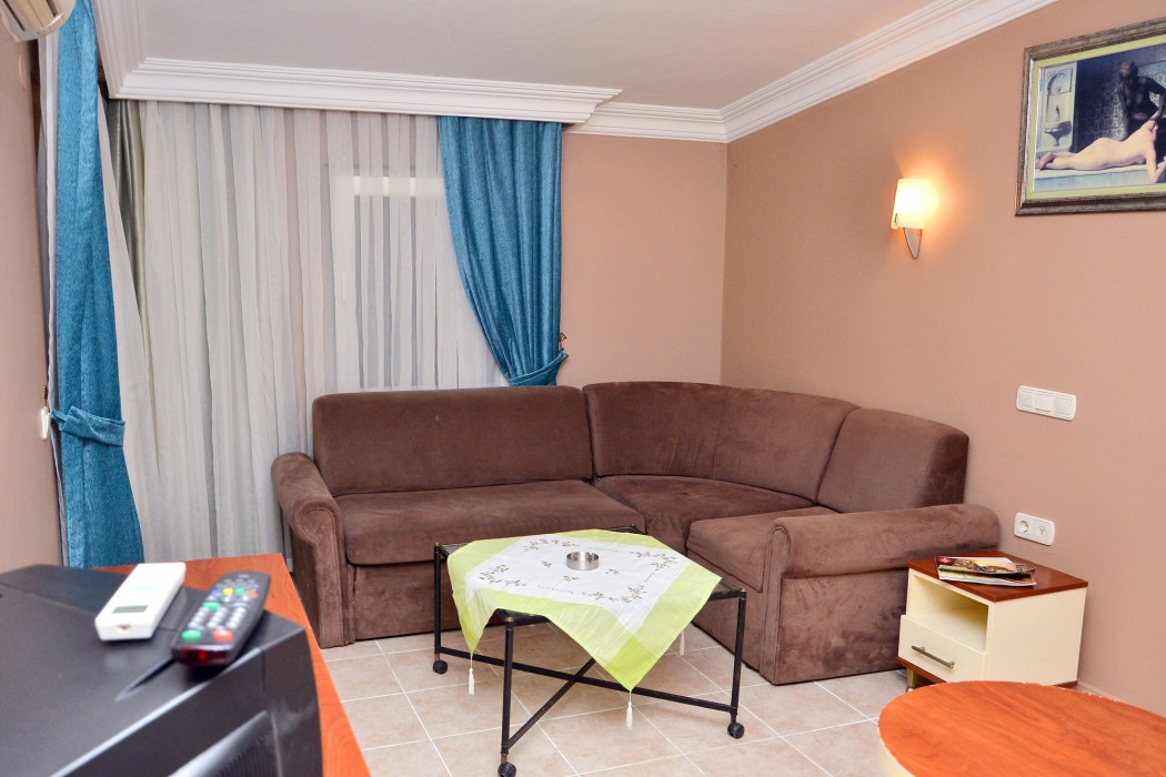 Cekmen Hotel 46/80
