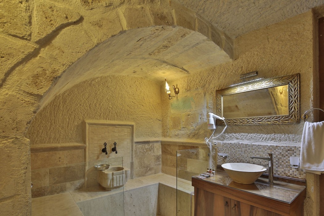 Jacob's Cave Suites 63/100