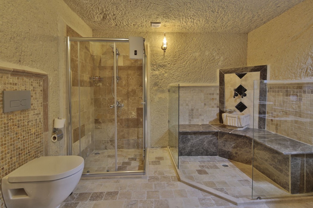 Jacob's Cave Suites 50/100