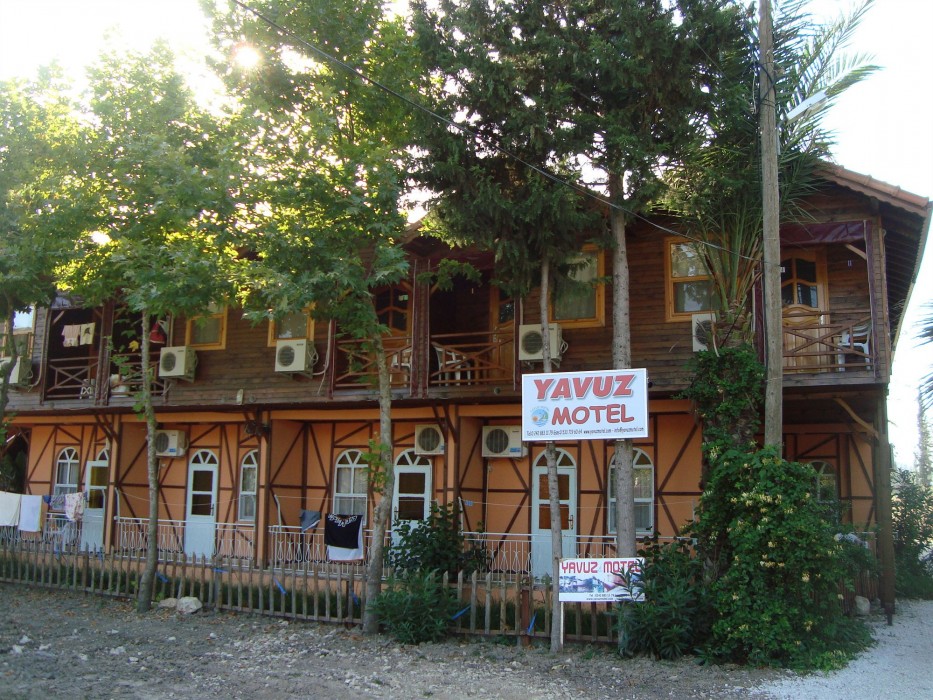 Yavuz Motel 21/32