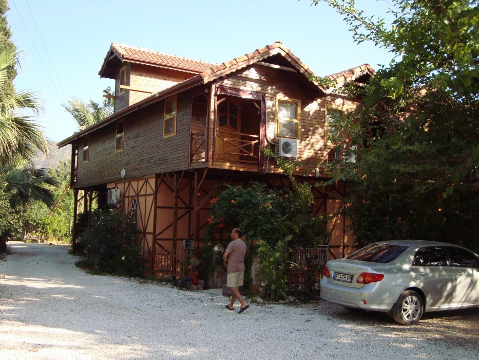 Yavuz Motel 12/32