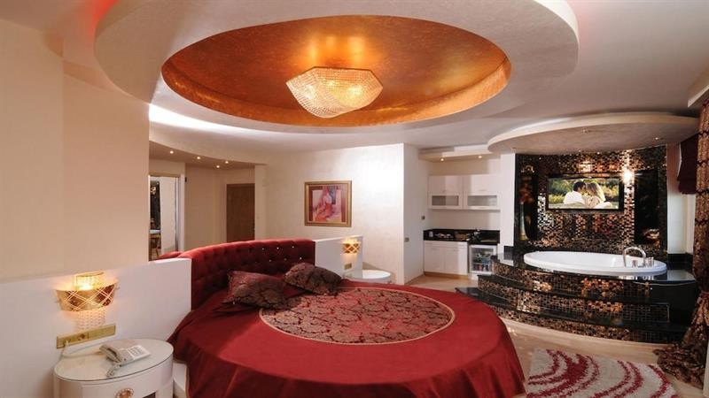 Sahil Marti Hotel 32/72