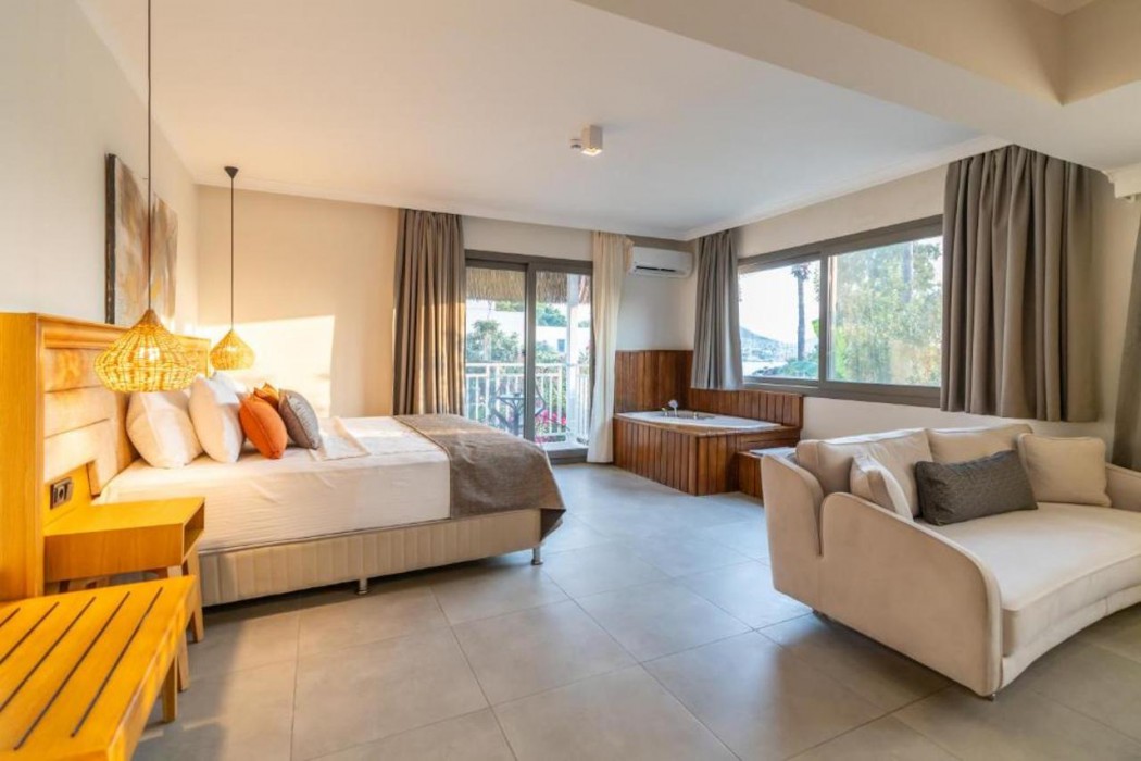 Yalipark Beach Hotel 13/65