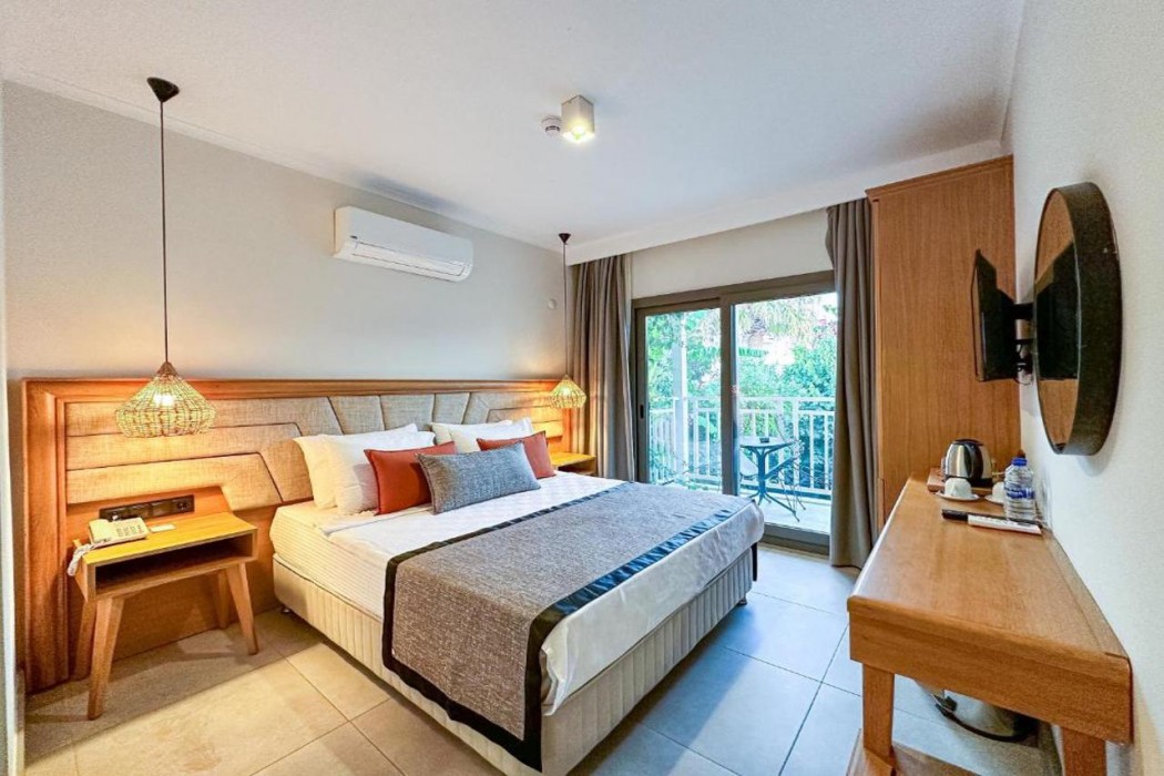 Yalipark Beach Hotel 22/65