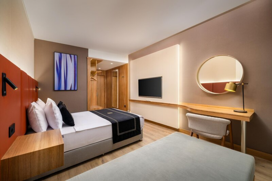 Best Western Premier Hidden Hills 15/56