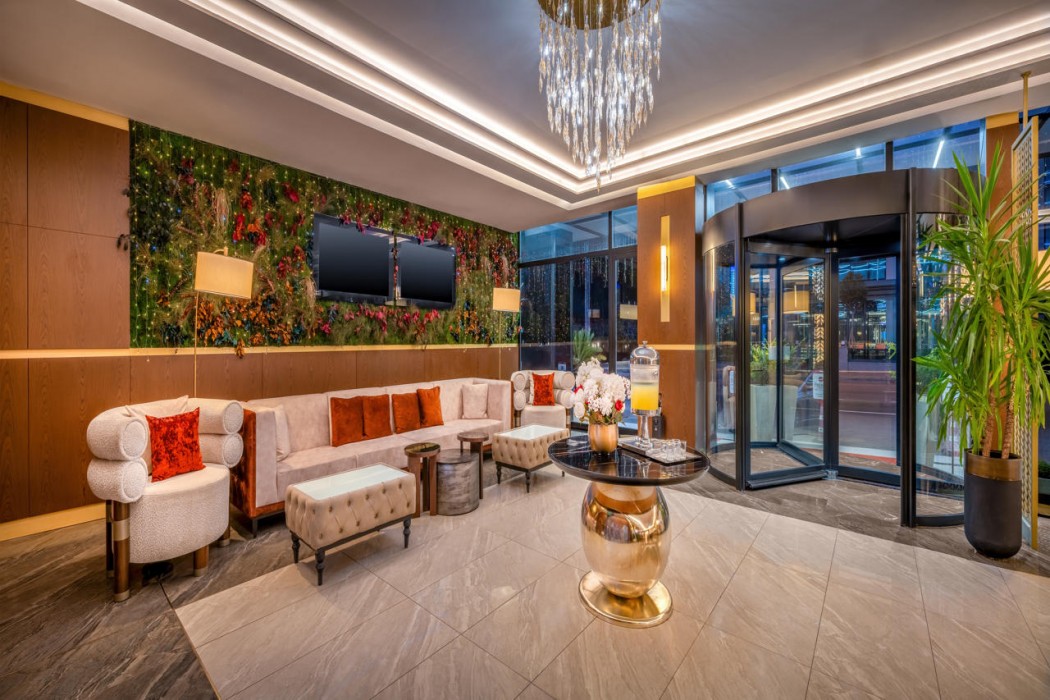 Best Western Premier Hidden Hills 8/56