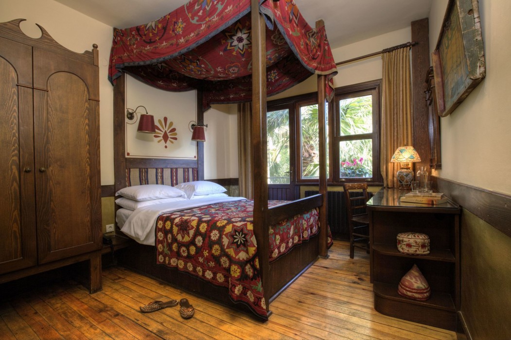 Hotel Empress Zoe 34/100