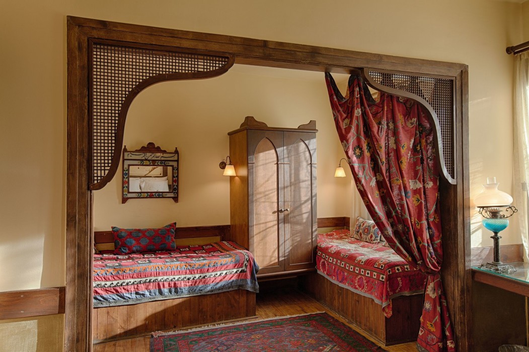Hotel Empress Zoe 52/100