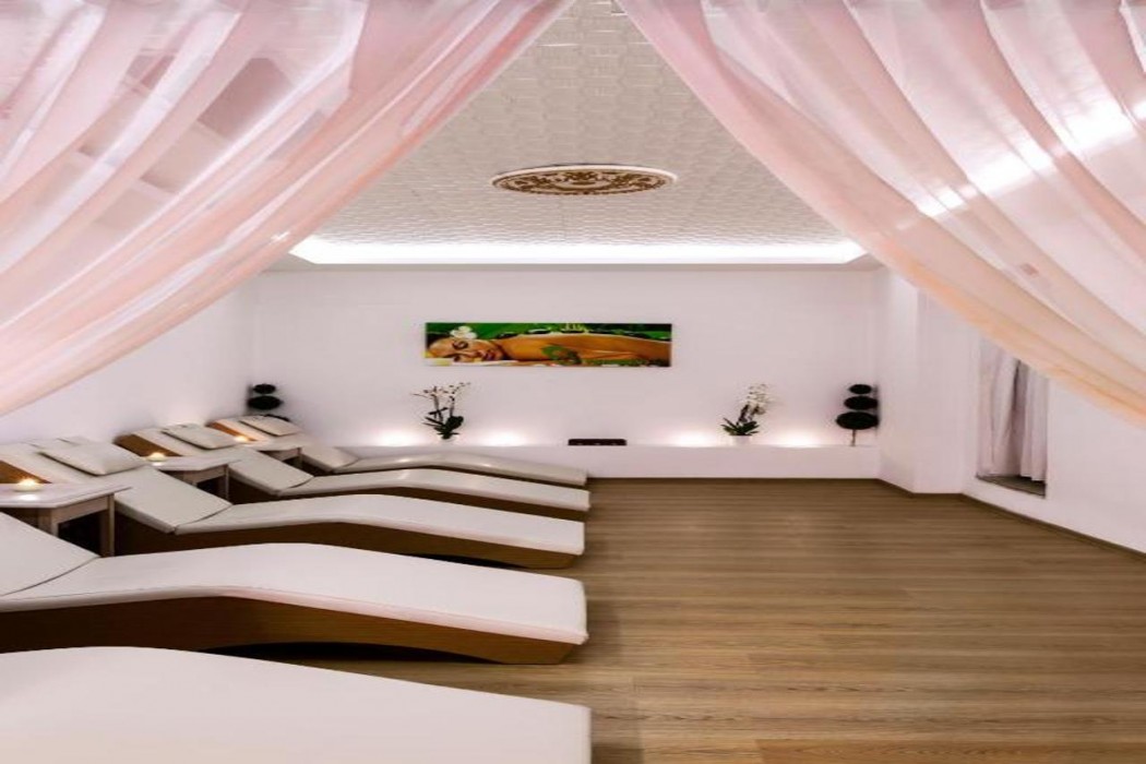 Ring Beach Hotel 20/45