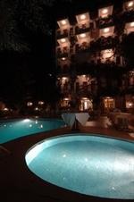 Oreo Hotel 31/74