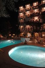 Oreo Hotel 49/74