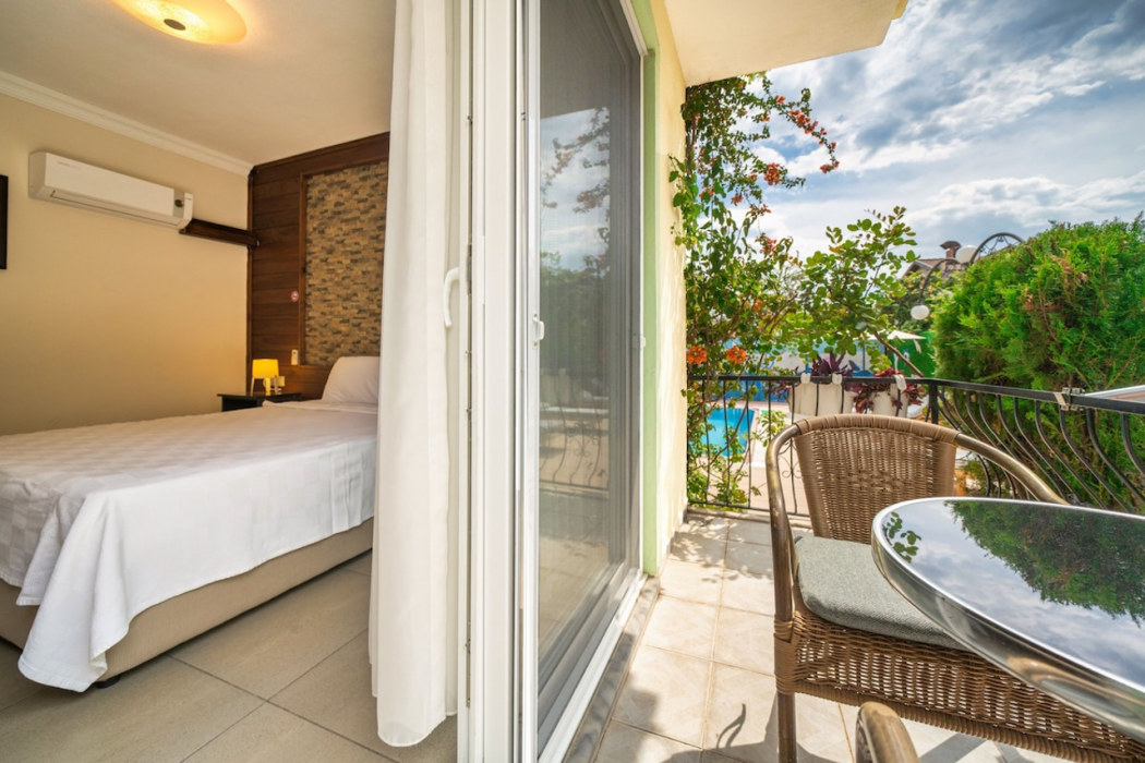 Dedeminn Garden Hotel 13/60