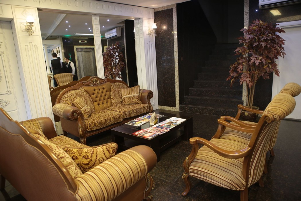 Amisos Hotel 23/70