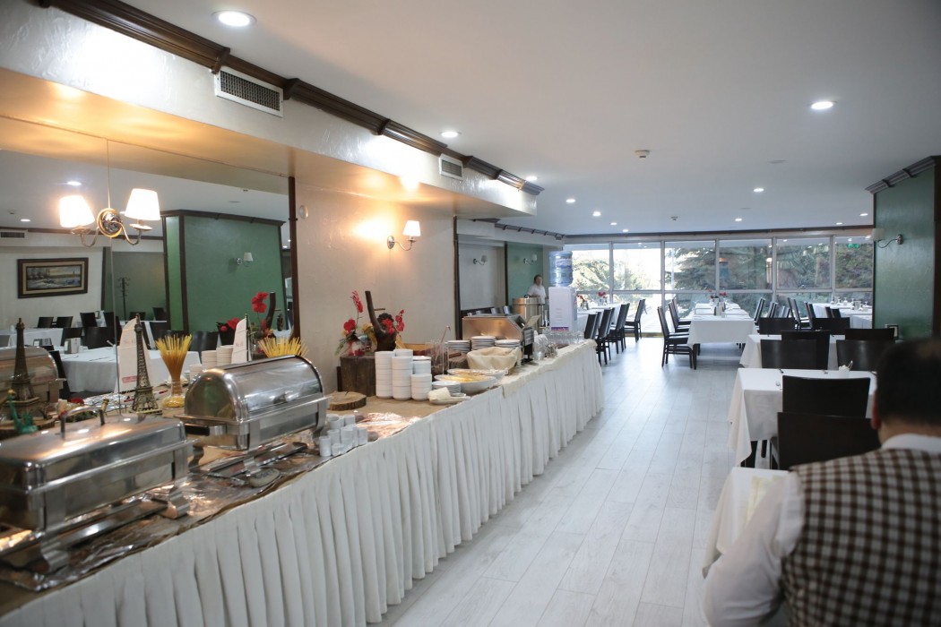 Amisos Hotel 17/70