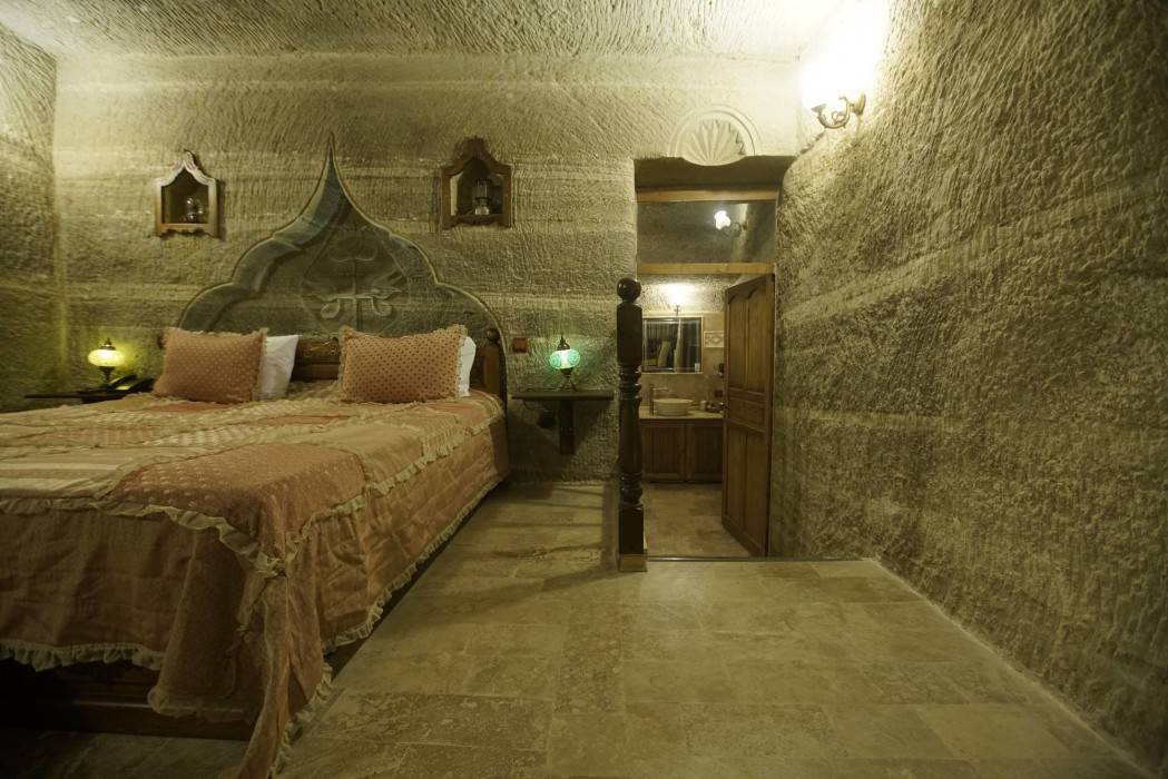 Chelebi Cave House 24/98