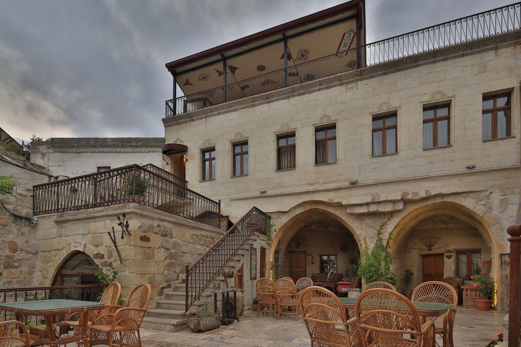 Chelebi Cave House 20/98