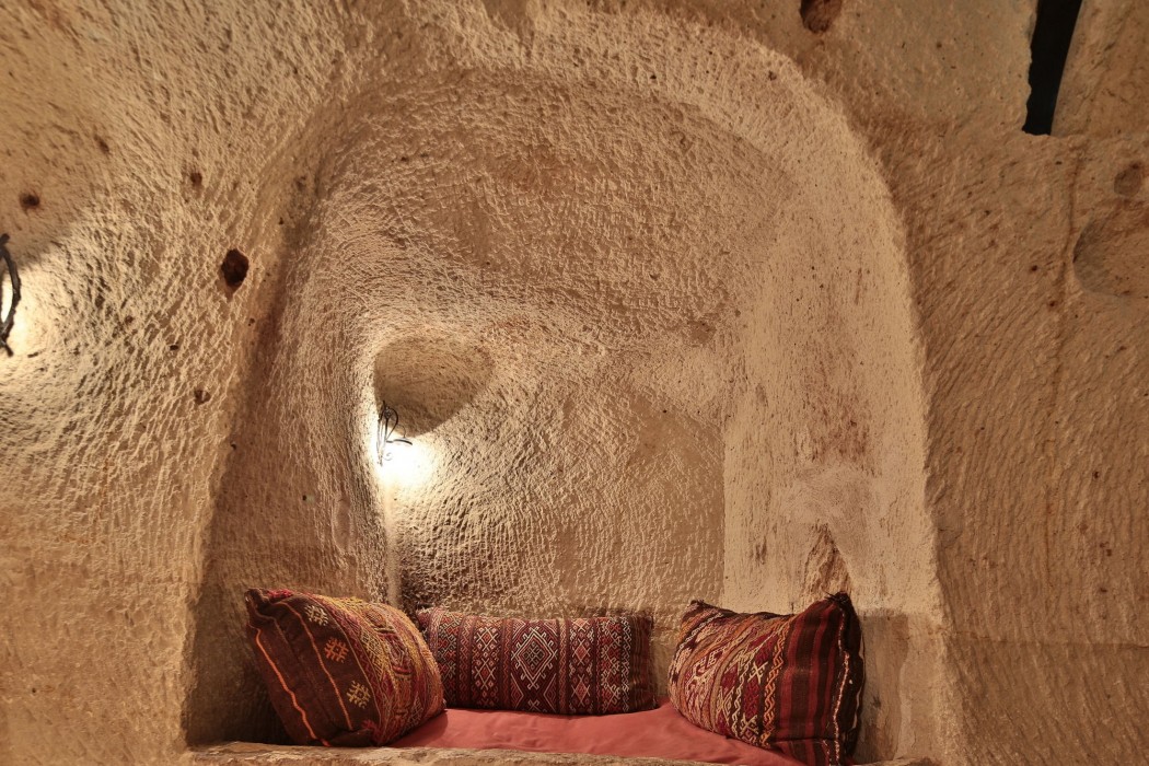 Chelebi Cave House 22/98