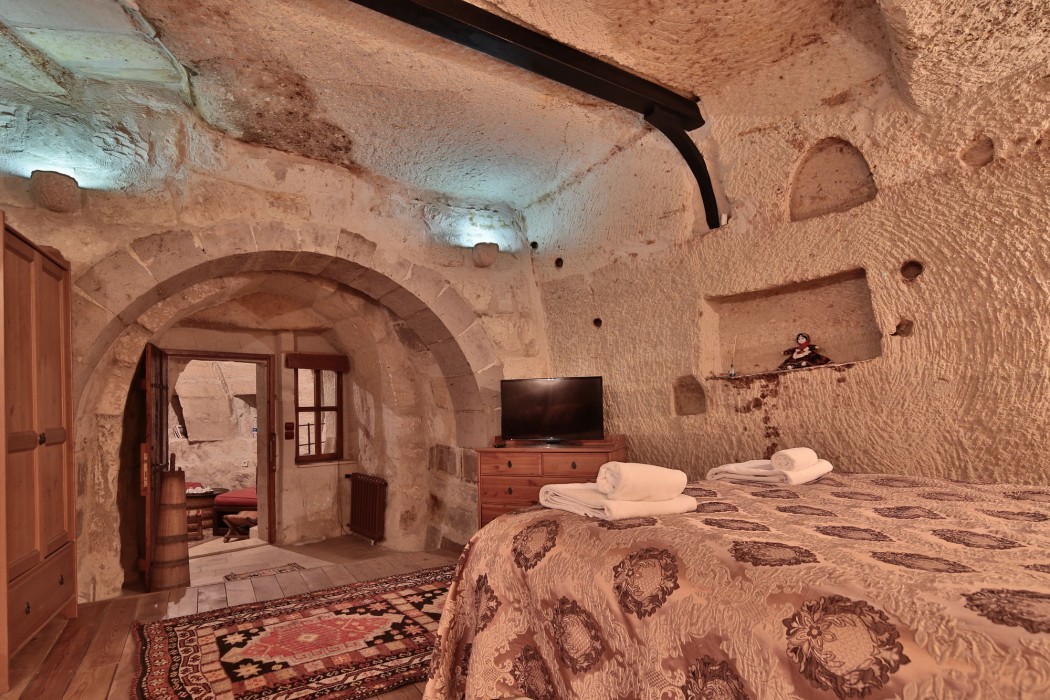 Chelebi Cave House 23/98