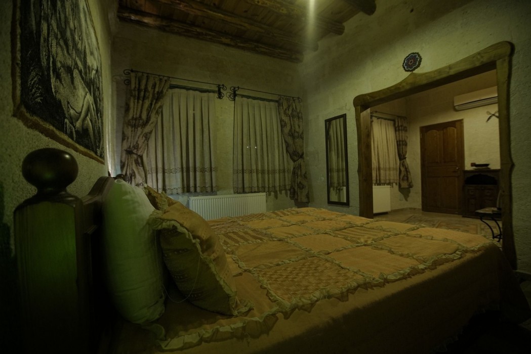 Chelebi Cave House 26/98
