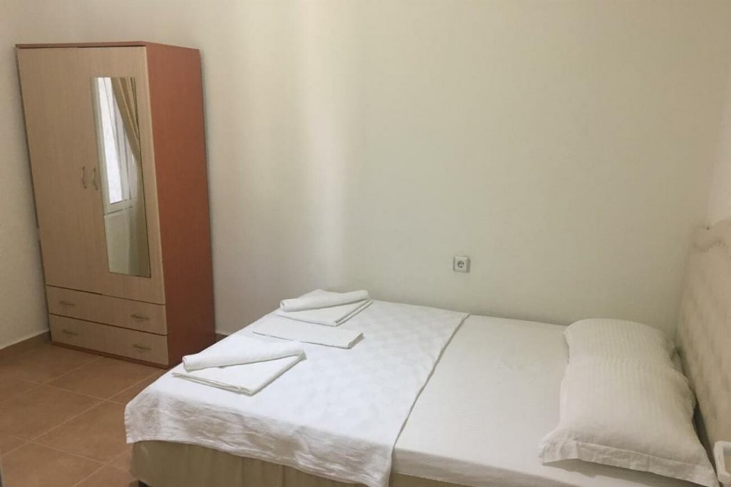 Elit Hotel Palamutbuku 28/37