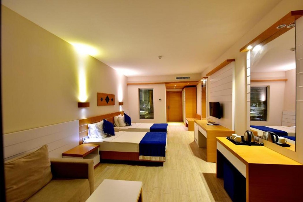 Jasmine Beach Hotel 12/46