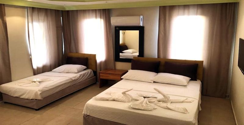 Deniz Hotel Konyaalti 36/94