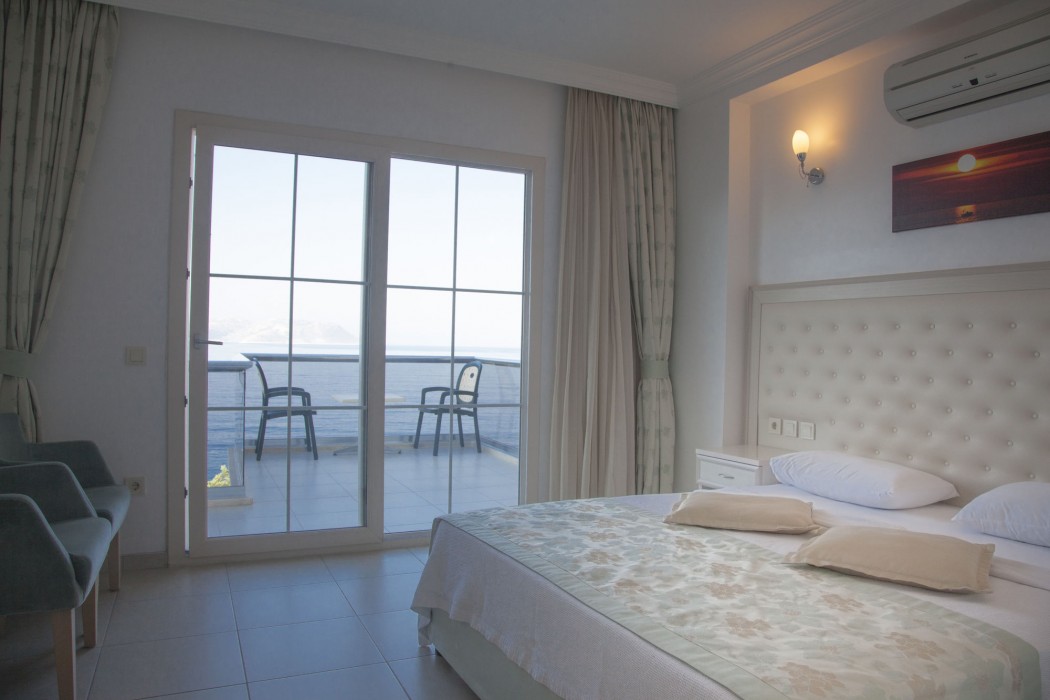 Narr Hotel 60/100