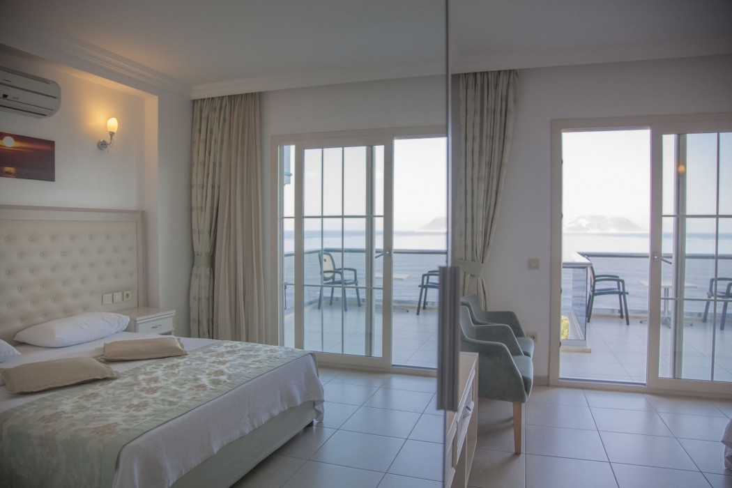 Narr Hotel 64/100