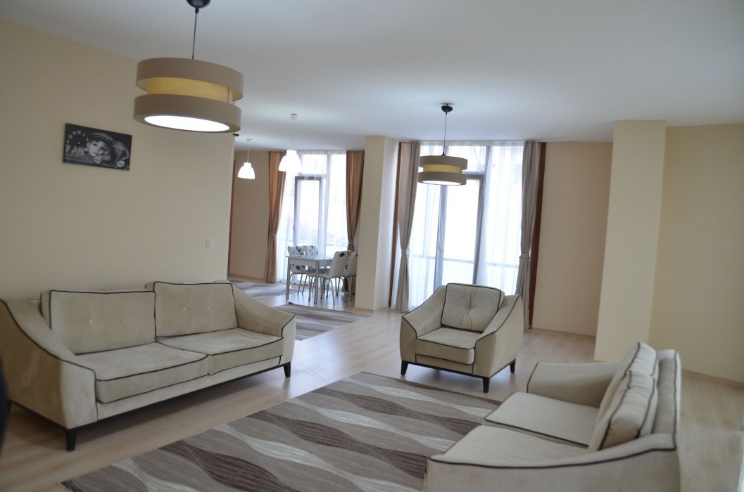 Hill Suites 19/34