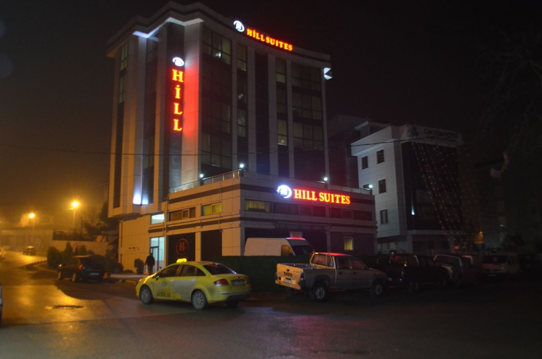 Hill Suites 17/34