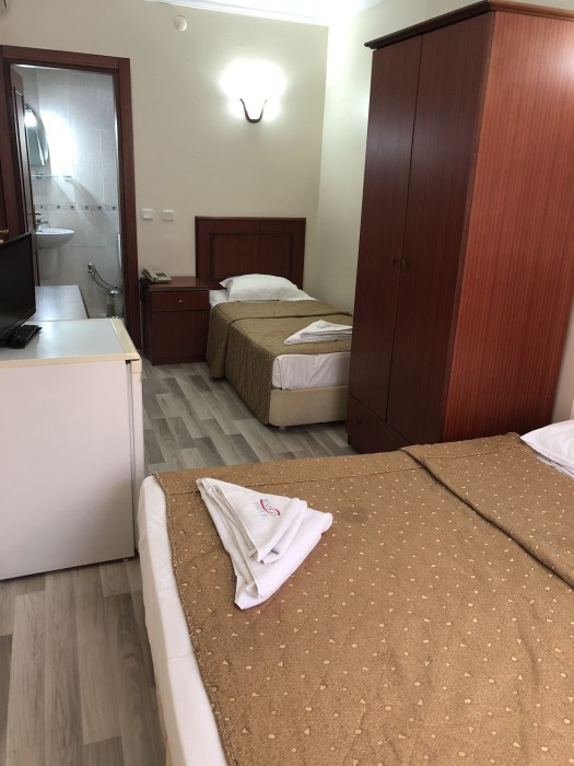 Emos Hotel 17/36