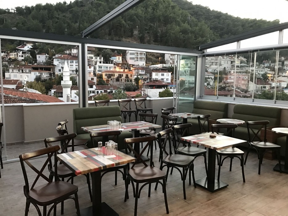 Sakura Hostel & Pub 58/88