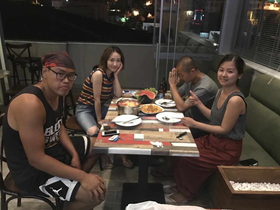 Sakura Hostel & Pub 52/88