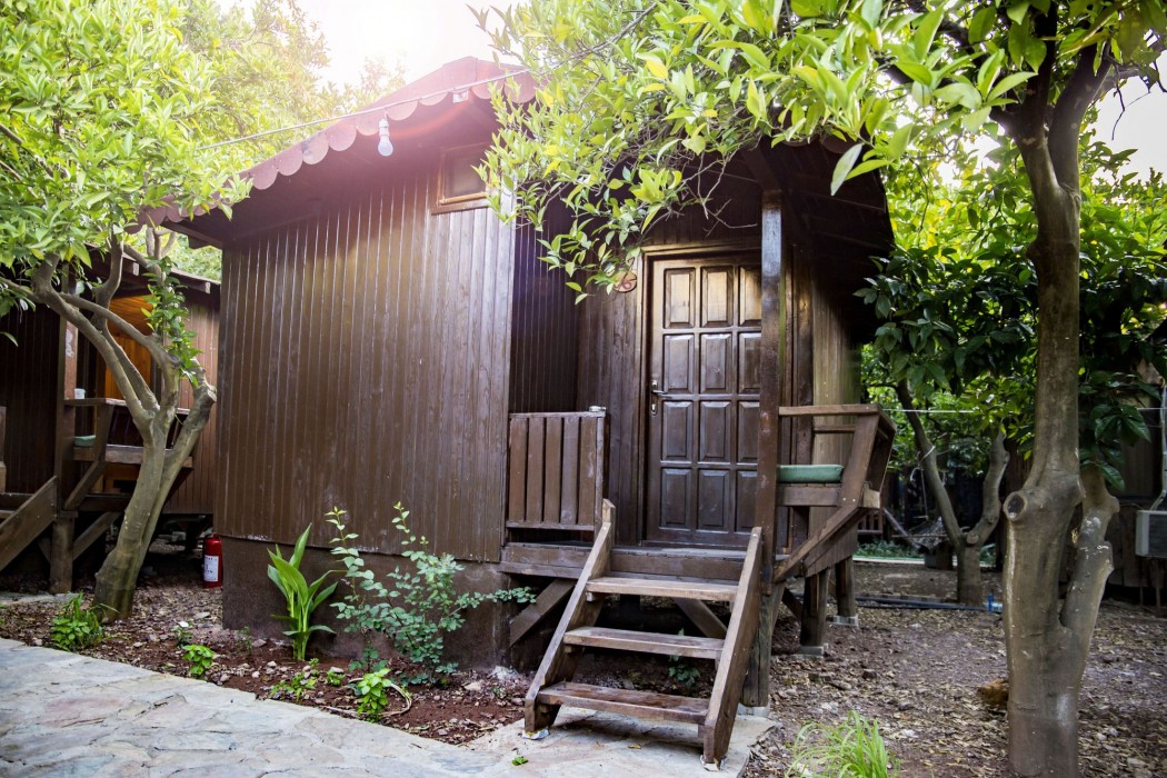 Base Bungalows 8/31