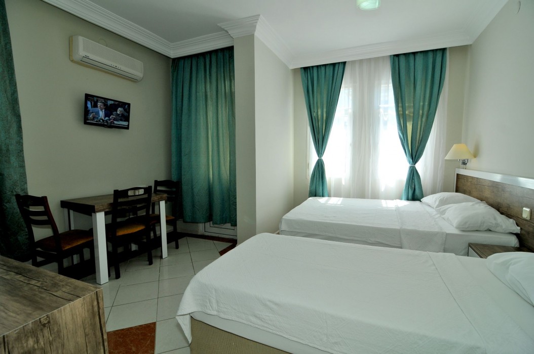 Cleopatra King Apart 32/61