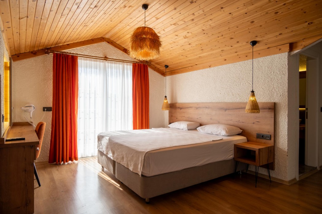 Gunes Boutique Hotel 85/130