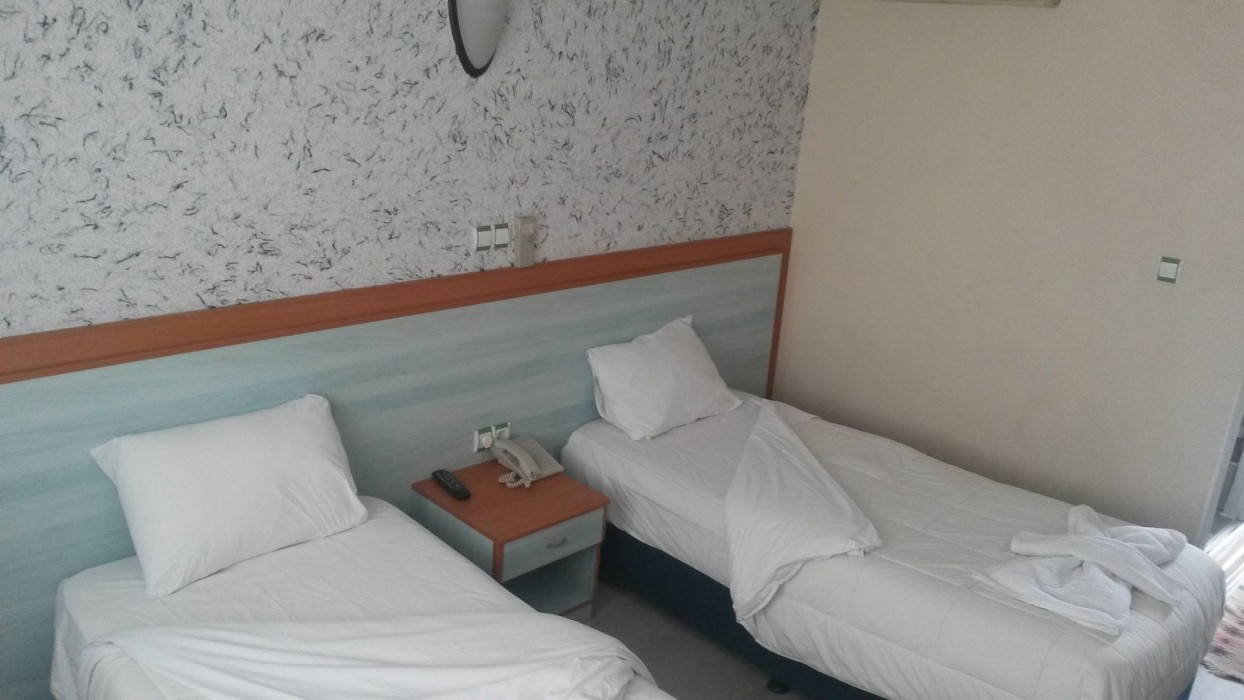 Uyum Hotel 10/24