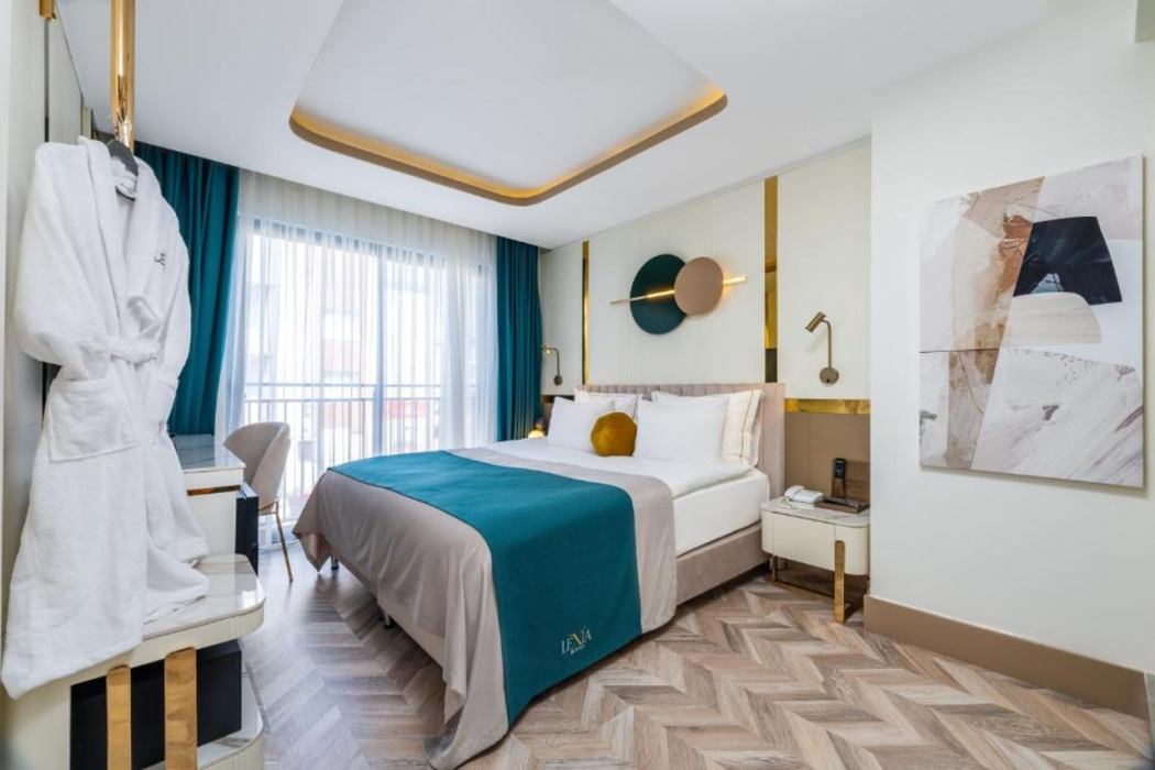 Lexia Hotels 9/20