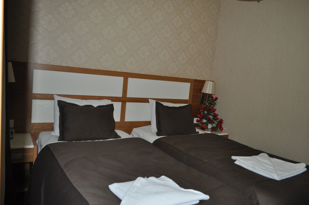 Gozde Hotel 12/20