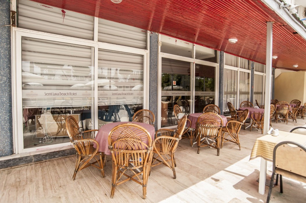 Semt Luna Beach Hotel 36/75