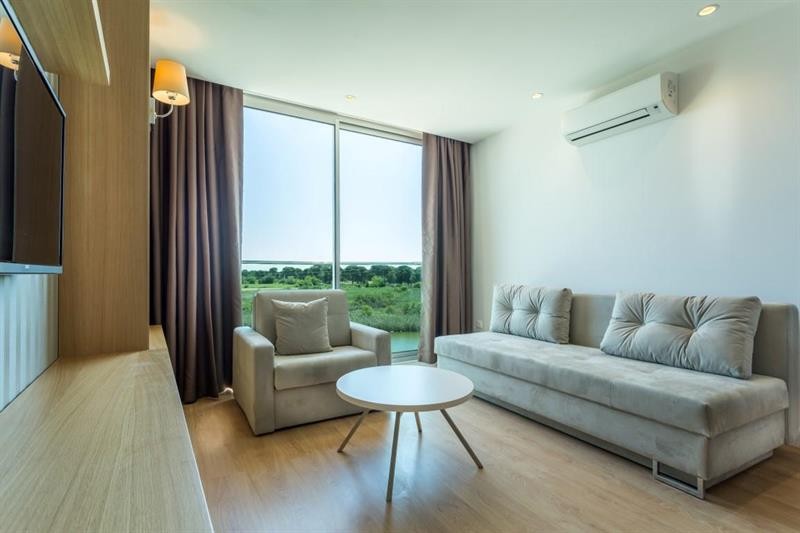 Aska River Suites 5/8